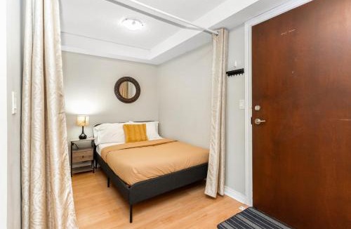 Downtown Mississauga Apartment | High-Rise Skyline Suite Sleeps 5 Steps to SQ1