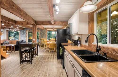 Gold Bar House | High River Haven 2.0