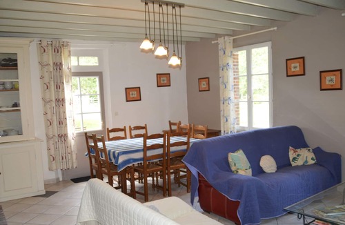 Saint-Riquier-es-Plains Cottage | High standing and quiet country house. Large fireplace, only 6km from the coast.