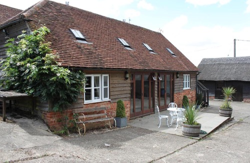 Newbury Bed & Breakfast | High Street Farm Barn