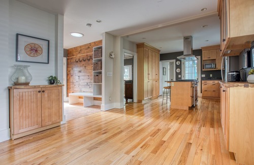 Lenox House | High Street Stunner