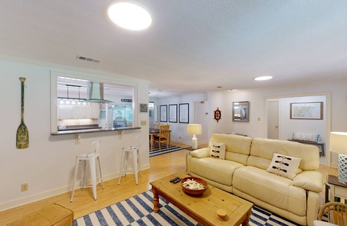 Jekyll Island House | HIGH TIDE 3 bedrooms, 2 bathrooms