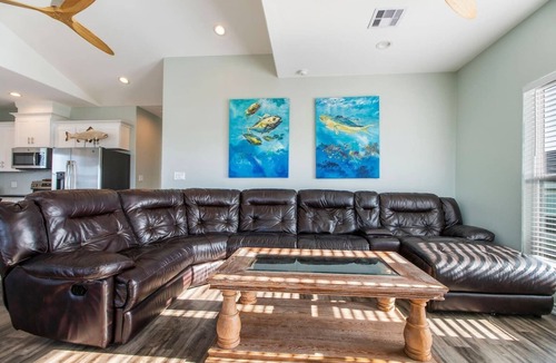 Cedar Lane House | High Tide: All-day Fishing, Quick East Bay Access