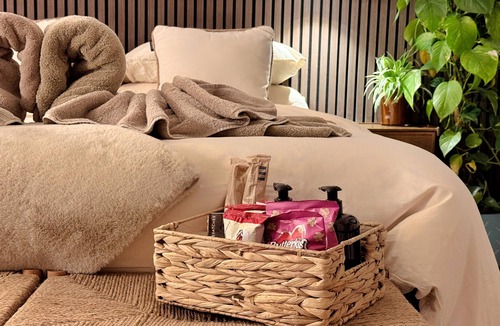 Macclesfield House | High Tree - Stylish Detached Home