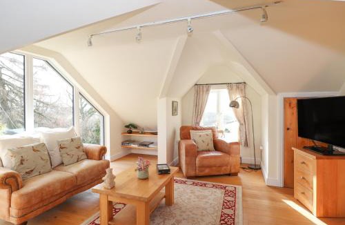 Crosthwaite House | Highbeck Cottage