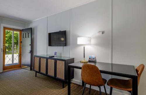 Bar Harbor Hotel | Highbrook Motel