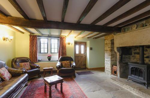 Hathersage House | Highbury Cottage