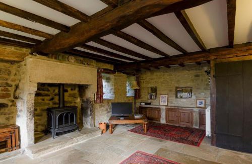 Hathersage House | Highbury Cottage