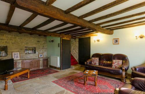 Hathersage House | Highbury Cottage