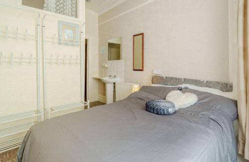 South Shore House | Highbury