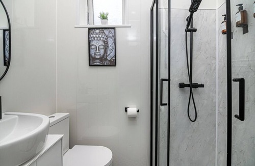 Islington Apartment | Highbury & Islington Hub