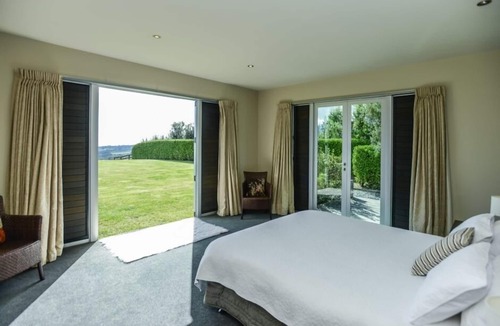 Havelock North Cabin | Highcliff - outstanding, luxury, self-catering
