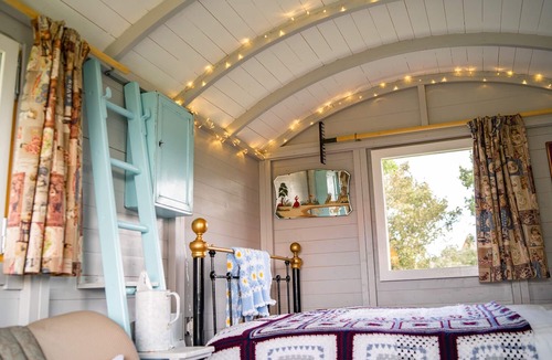 Barton Bed & Breakfast | Higher Farm