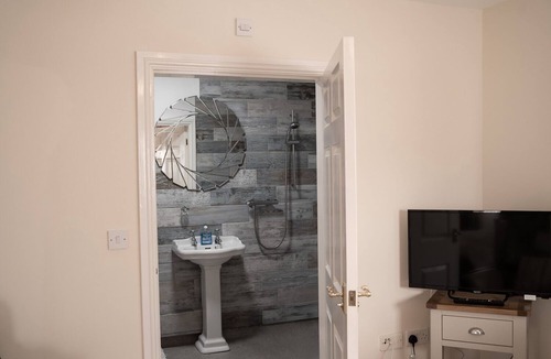 Barton Bed & Breakfast | Higher Farm