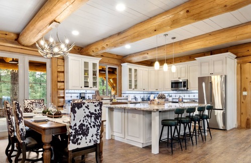 Heber Cabin | Higher Ground | Luxury Cabin + Forest Views