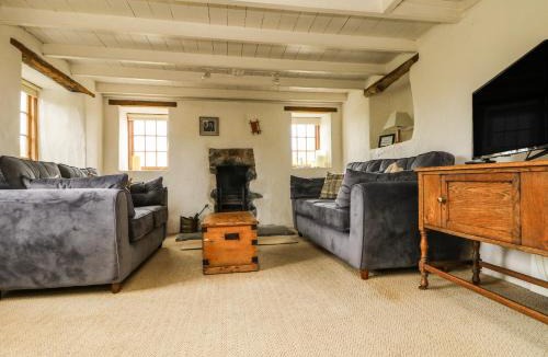 Helford Passage House | Higher Roskorwell Cottage