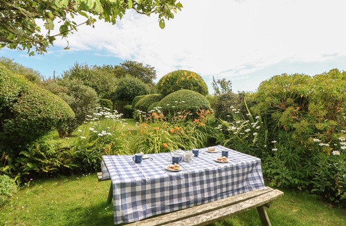 Helford Passage Cottage | Higher Roskorwell Cottage