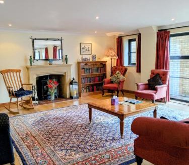 Sandy Bed & Breakfast | Highfield Farm