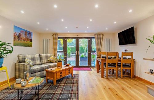 Strathpeffer House | Highfield Lodge