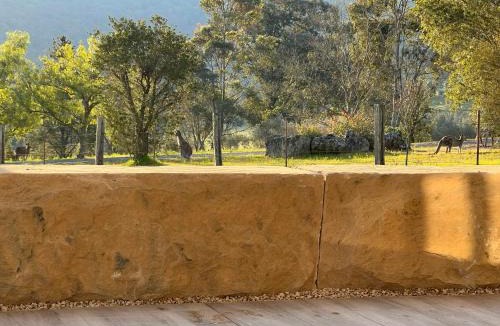 Mount View House | HighGrove Lodge, Luxury Hunter Valley Accommodation