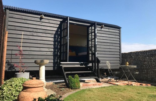 Chichester House | Highkettle Hut