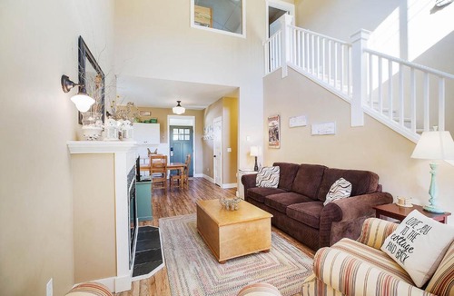 Oroville House | Highland Green