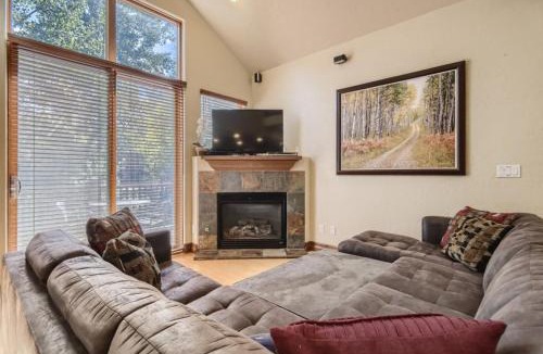 The Highlands House | Highland Greens 42