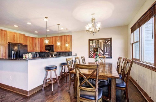 The Highlands House | Highland Greens 93: Gorgeous Townhome with Private Hot Tub.