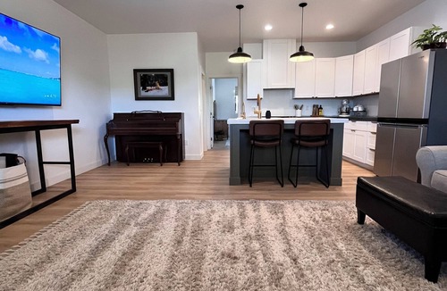 Lakeside House | Highland Hideout- A Cozy Nonsmoking 2-bedroom Bardominium in Lakeside, AZ