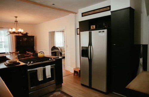 Millinocket House | Highland Home Away-Snowmobile Access - Millinocket