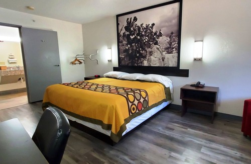 South Arlington Hotel | Highland Inn Arlington