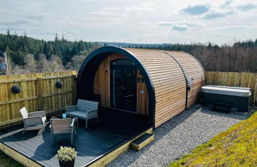 Glen Urquhart House | Highland Premier Glamping Pods