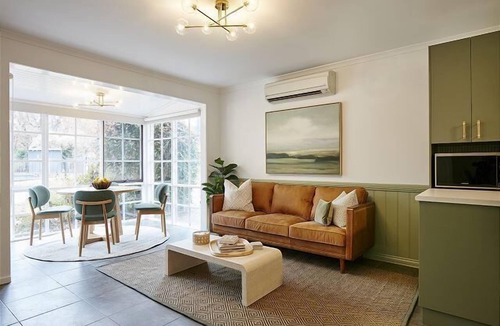 Bright Apartment | Highland Valley Cottage 6