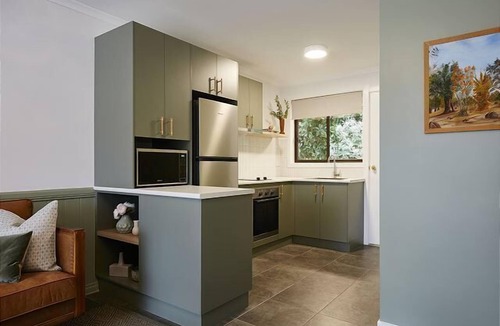 Bright Apartment | Highland Valley Cottage 6