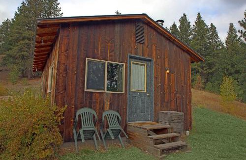 Oroville House | Highlander Cabin