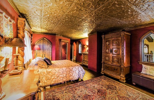 Bolton Landing Other | 'Highlands Castle'. two suites in the castle!