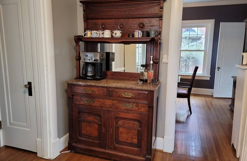 Deer Park House | Highlands Gem w/hot tub, fire pit - walkable to Bardstown Rd