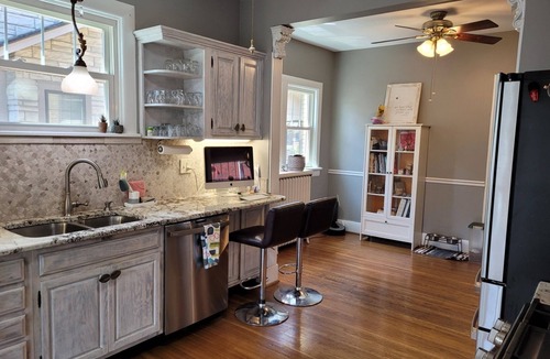 Deer Park House | Highlands Gem w/hot tub, fire pit - walkable to Bardstown Rd
