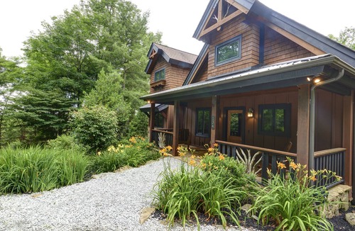 Highlands House | Highlands Hideaway 5 minutes to downtown