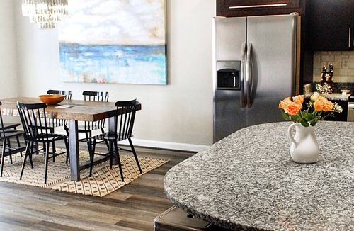 Louisville House | "Highlands Lookout: Your Gateway to Louisville's Ultimate Adventure!"