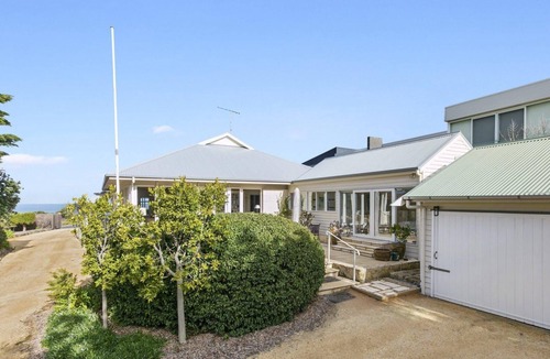 Anglesea House | Highlight On Harvey - Anglesea
