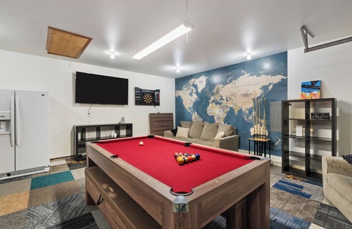 Vancouver House | HIGHLY sought, HIGHLY ranked, spacious 4 bdrm home with unbeatable location