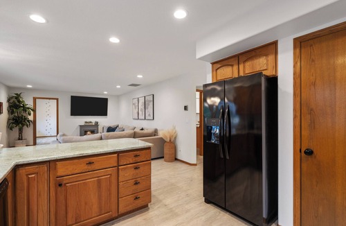 Vancouver House | HIGHLY sought, HIGHLY ranked, spacious 4 bdrm home with unbeatable location