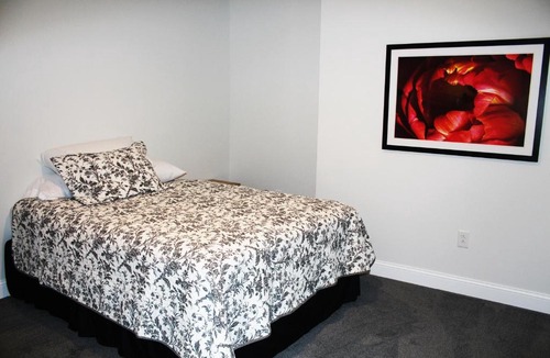 Manchester Center Apartment | Highridge Suite