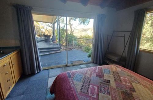 Gemmells Bed & Breakfast | HighRoost Bed & Breakfast accomodation - rural escape