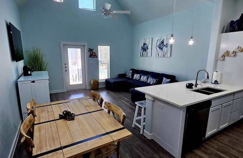 Corpus Christi House | Hightide Hideaway Beach Getaway.