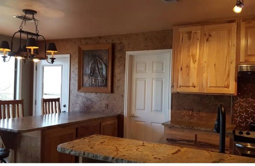 Mason House | HightowerHideaway/ Fire pit/Pet and Horse Friendly