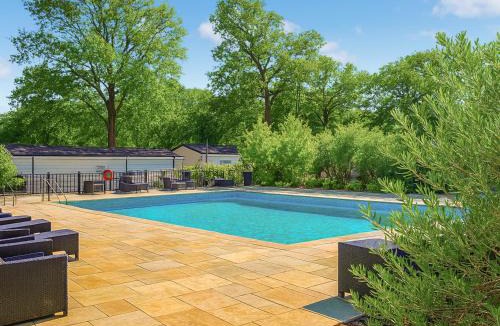 North Walsham Cabin | Highview