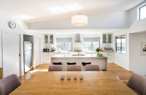 Tootgarook House | Highview - LOVE A ROOM WITH A VIEW