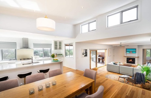 Tootgarook House | Highview - LOVE A ROOM WITH A VIEW